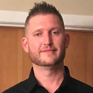 Meet your Posher, Derek